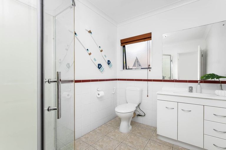 Photo of property in 16 Hinckley Court, Dannemora, Auckland, 2016