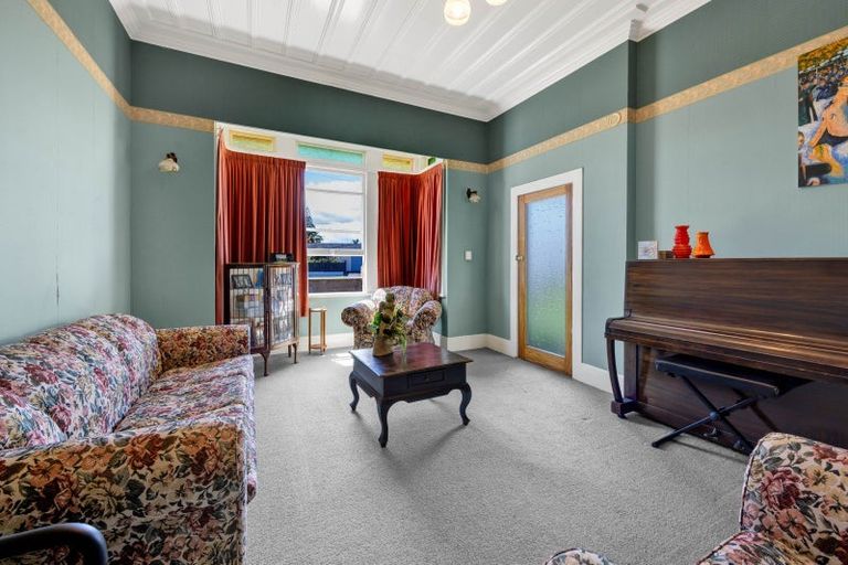 Photo of property in 68 Domett Street, Opunake, 4616