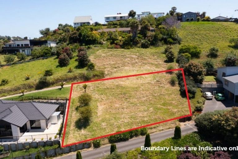 Photo of property in 21 Kite Way, Welcome Bay, Tauranga, 3112