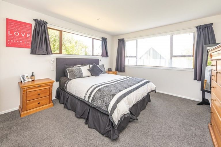 Photo of property in 33 Karamu Street, Tawhero, Whanganui, 4501