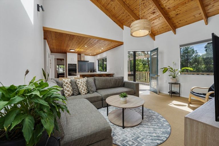 Photo of property in 65b Govett Avenue, Frankleigh Park, New Plymouth, 4310