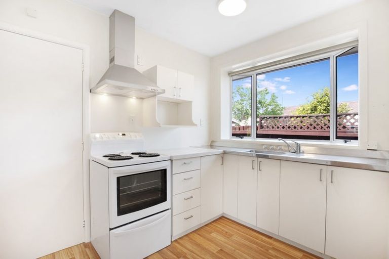 Photo of property in 25 Erin Crescent, Mairehau, Christchurch, 8013