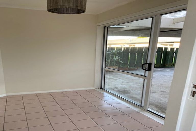 Photo of property in 2a Garrison Street, Carterton, 5713