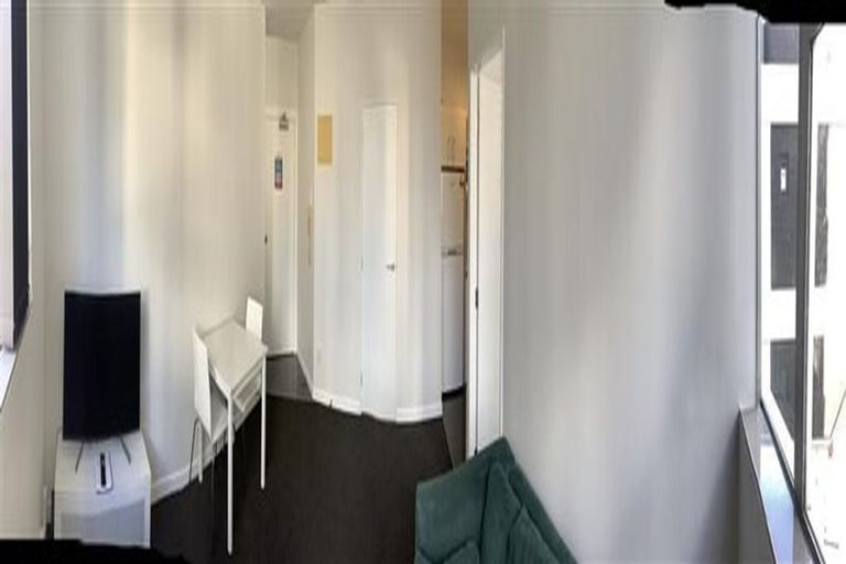 Photo of property in Regency Apartments, 2e/49 Manners Street, Te Aro, Wellington, 6011