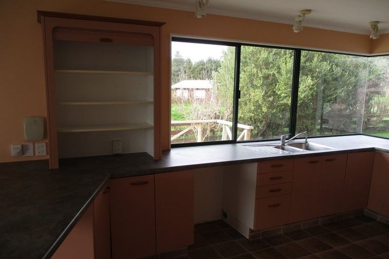 Photo of property in 312 Arapaepae Road South, Levin, 5571