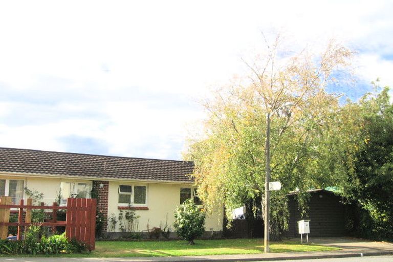 Photo of property in 6a Sunbrae Drive, Silverstream, Upper Hutt, 5019