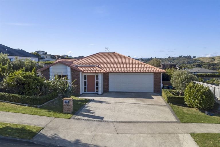 Photo of property in 33 Nelson Avenue, Aotea, Porirua, 5024