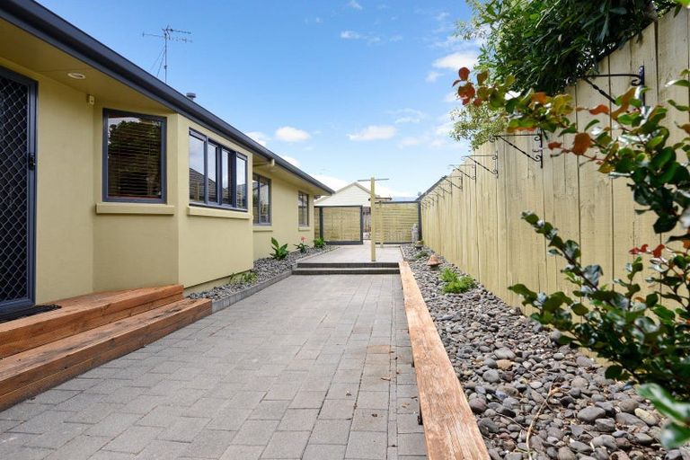 Photo of property in 52 Diomede Glade, Flagstaff, Hamilton, 3210