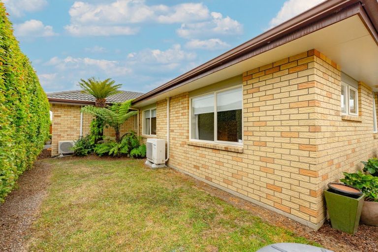 Photo of property in 9 Millstone Lane, Henderson, Auckland, 0612