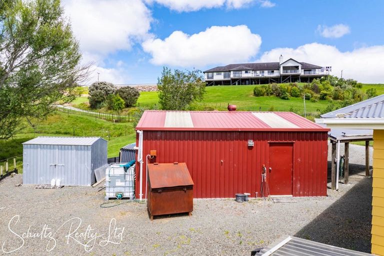 Photo of property in 16 Nikau Lane, Maungaturoto, 0520