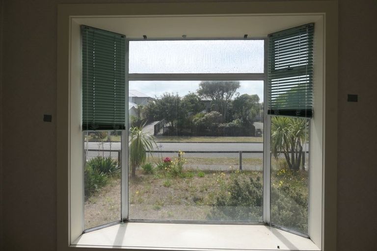 Photo of property in 28 Pine Avenue, New Brighton, Christchurch, 8061