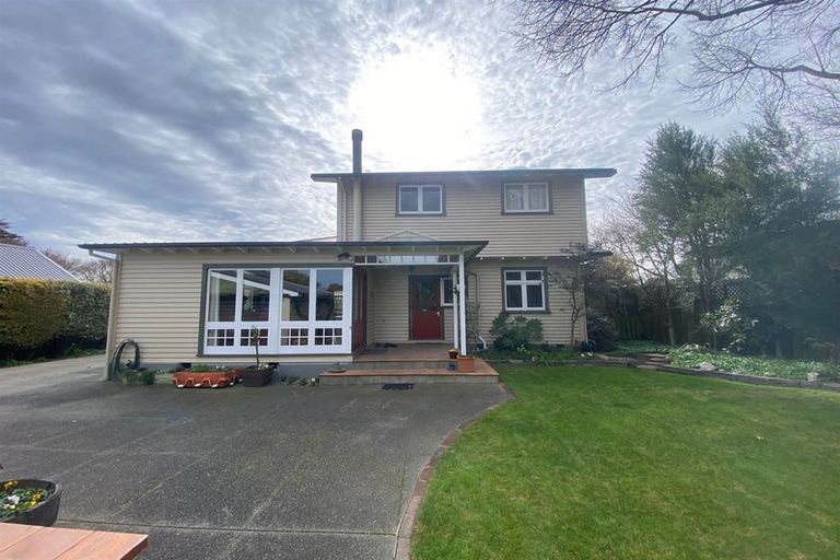 Photo of property in 14 Wai-iti Terrace, Burnside, Christchurch, 8053