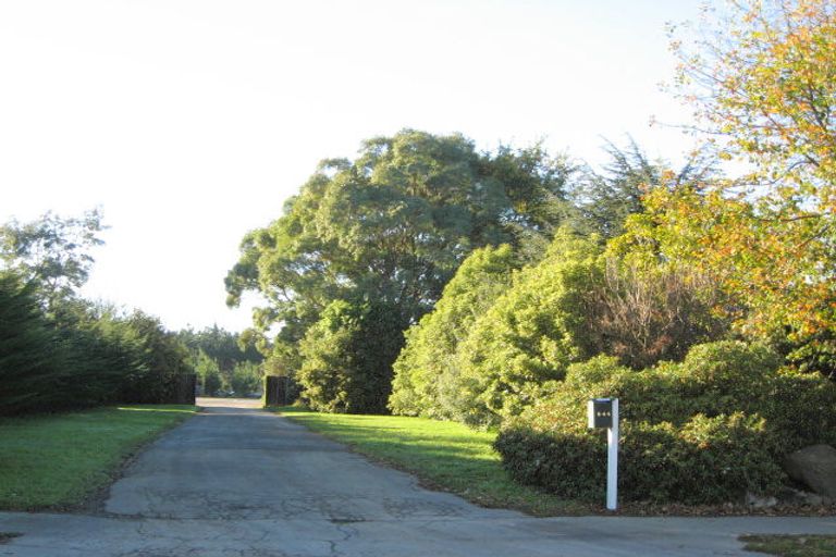 Photo of property in 944 Lower Styx Road, Brooklands, Christchurch, 8083