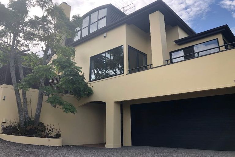 Photo of property in 1/2 The Esplanade, Castor Bay, Auckland, 0620