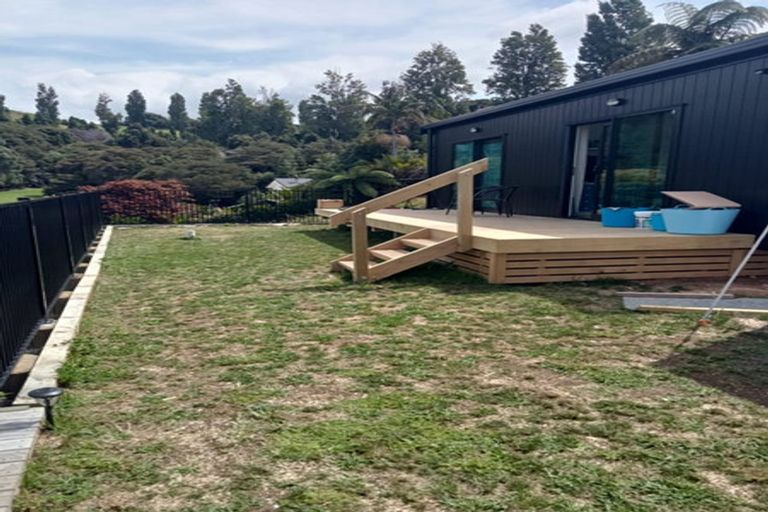 Photo of property in 117 Waireka Place, Whangamata, 3620