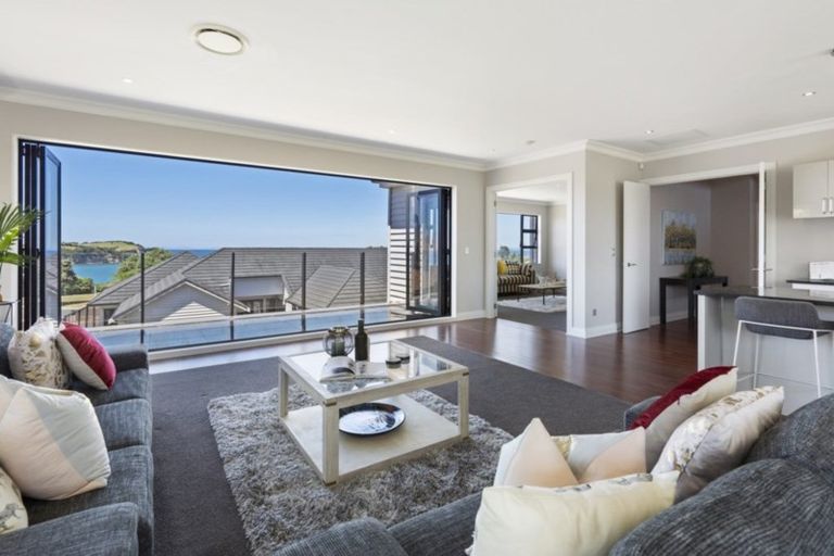Photo of property in 76 Island View Drive, Gulf Harbour, Whangaparaoa, 0930