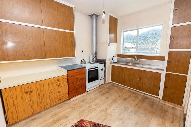 Photo of property in 23 Firth Street, Cobden, Greymouth, 7802