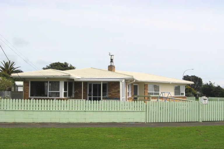 Photo of property in 47 Mouatt Street, Waitara, 4320