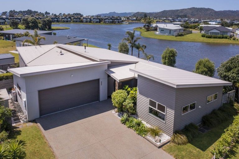 Photo of property in 119 Harbour Drive, Matarangi, Whitianga, 3592