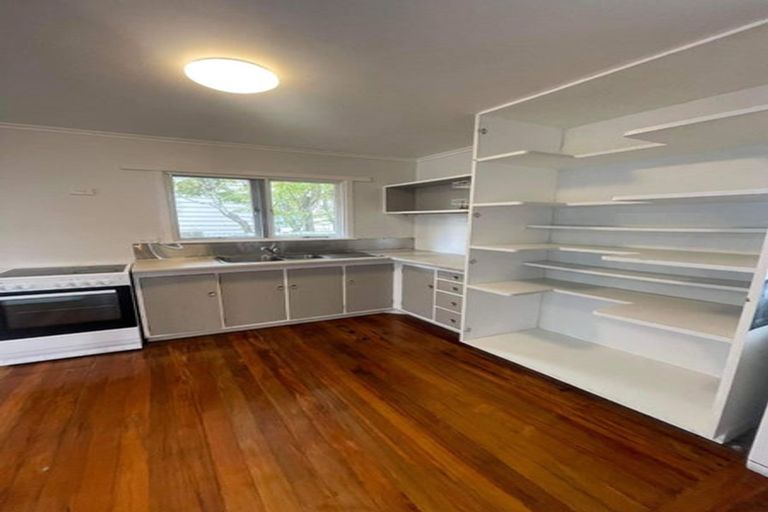 Photo of property in 80a Swanson Road, Henderson, Auckland, 0610