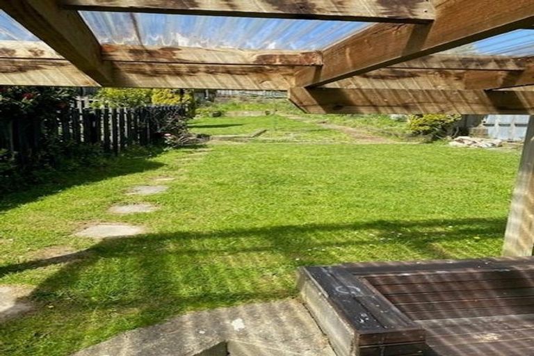 Photo of property in 32 Collins Avenue, Tawa, Wellington, 5028