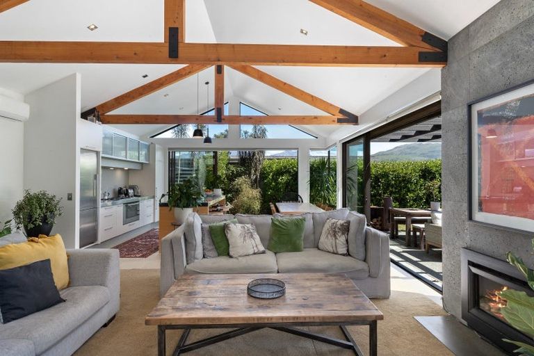 Photo of property in 34 Rannoch Drive, Jacks Point, Queenstown, 9371