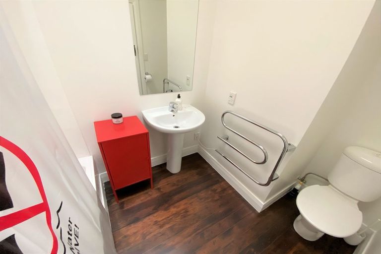 Photo of property in 20 Saint Davids Street, Lyttelton, 8082