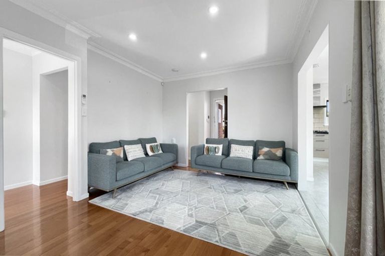 Photo of property in 17 Philip Street, Papatoetoe, Auckland, 2025