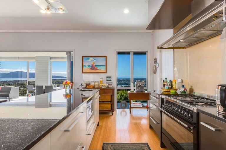 Photo of property in 69 Panorama Drive, Paraparaumu, 5032