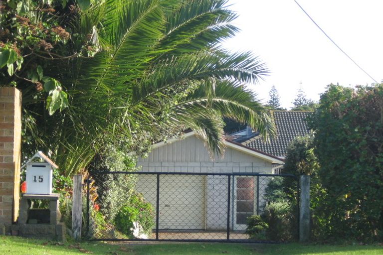 Photo of property in 15 Ngaio Street, Otaki Beach, Otaki, 5512