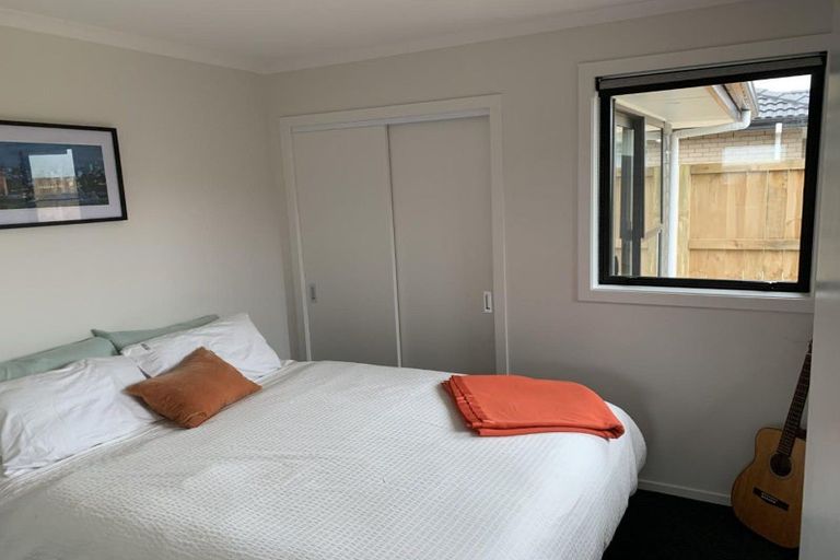 Photo of property in 5 Manawaroa Close, Grandview Heights, Hamilton, 3200