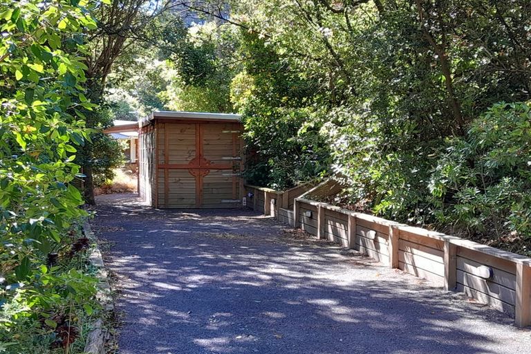 Photo of property in 37 Porterfield Street, Macandrew Bay, Dunedin, 9014