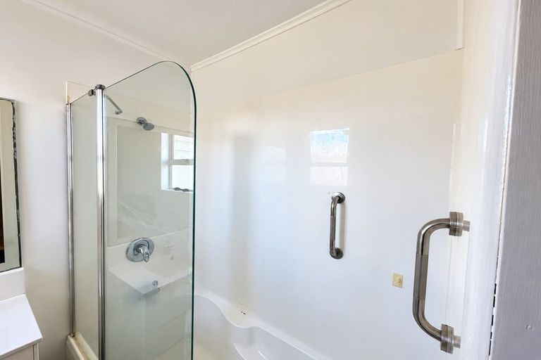 Photo of property in 6 Waihi Road, Hawera, 4610