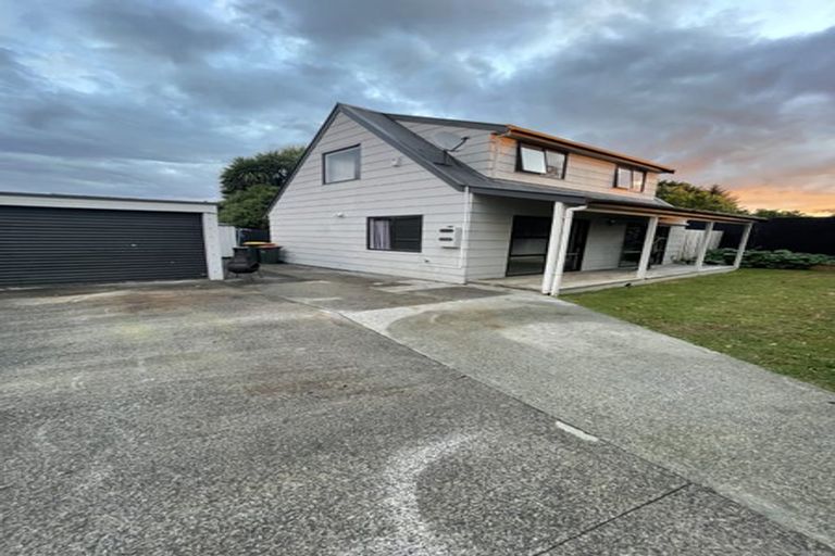 Photo of property in 1/127 Clevedon Road, Papakura, 2110