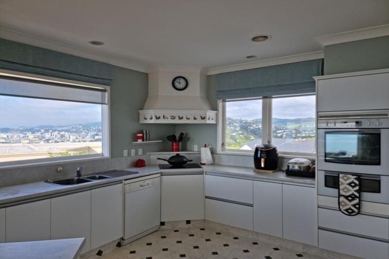 Photo of property in 29 Rama Crescent, Khandallah, Wellington, 6035