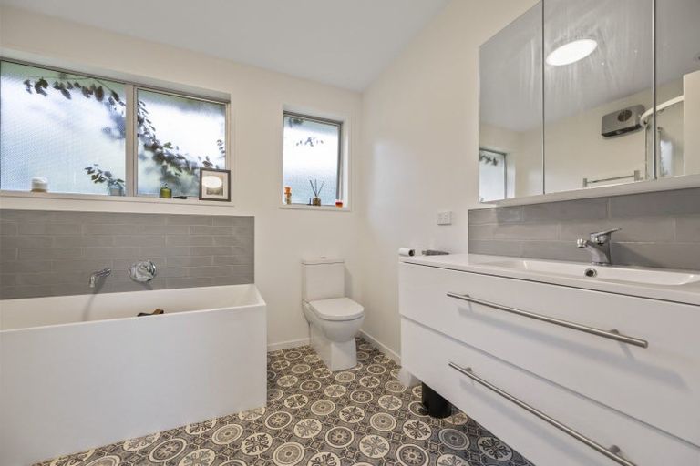 Photo of property in 8 Old Bridge Road, Bridge Hill, Alexandra, 9320