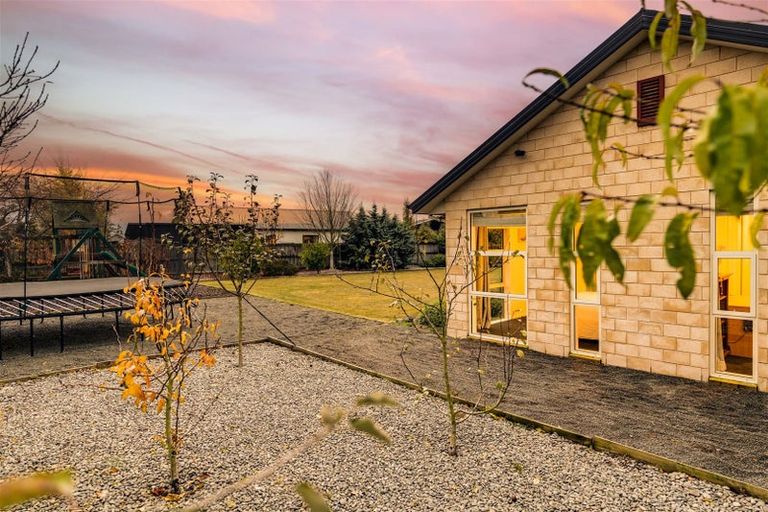 Photo of property in 23 Rossington Drive, West Melton, 7618