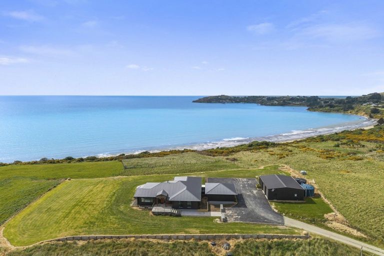 Photo of property in 30b Moeraki Boulders Road, Moeraki, Palmerston, 9482