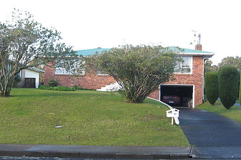 Photo of property in 33 Tampin Road, Hillpark, Auckland, 2102