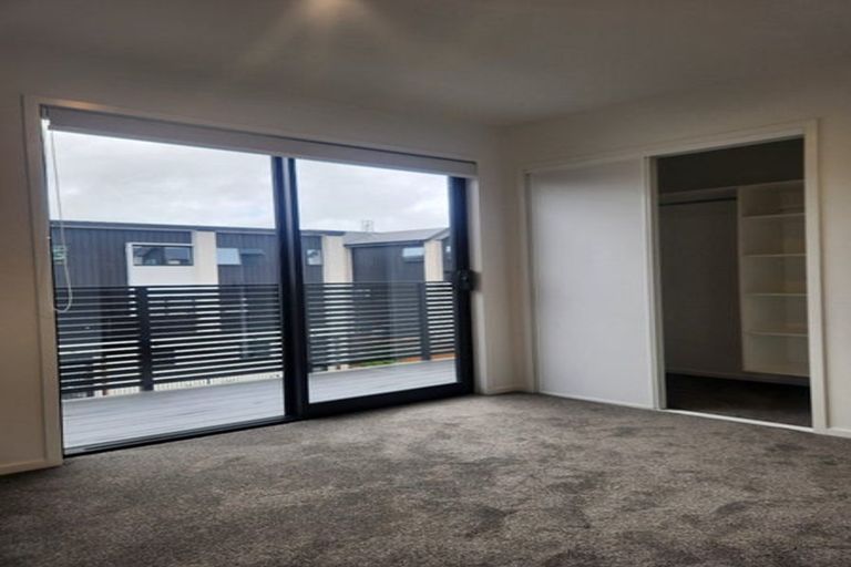 Photo of property in 5/61 Matipo Road, Te Atatu Peninsula, Auckland, 0610