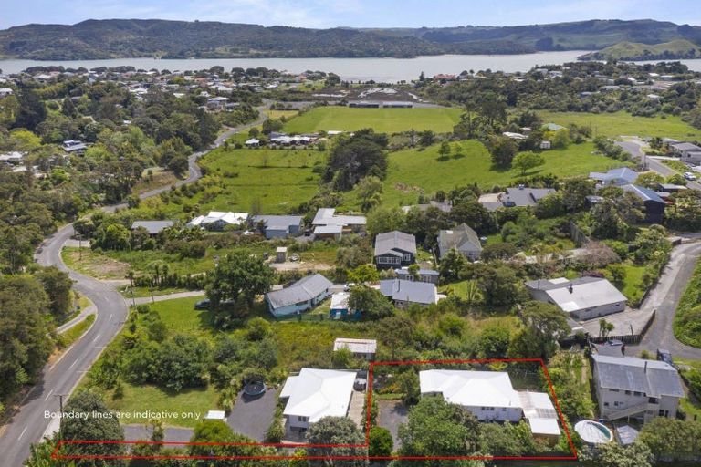Photo of property in 5 Cross Street, Raglan, 3225
