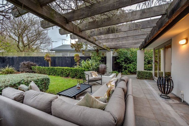 Photo of property in 95 Jeffreys Road, Strowan, Christchurch, 8052