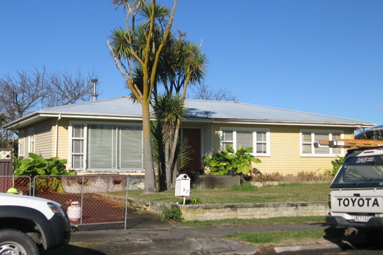 Photo of property in 37 Alexander Avenue, Onekawa, Napier, 4110