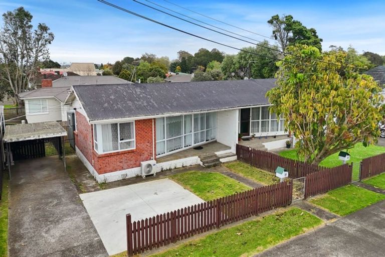 Photo of property in 5 Friedlanders Road, Manurewa, Auckland, 2102