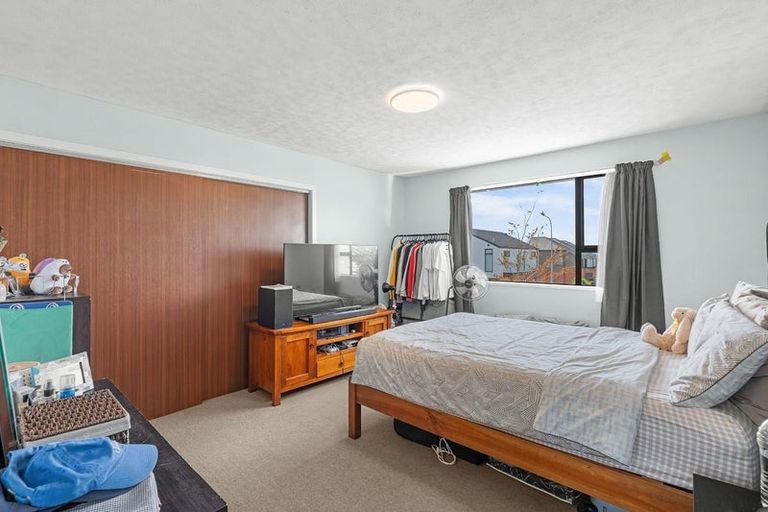 Photo of property in 2/41 Picton Avenue, Riccarton, Christchurch, 8011