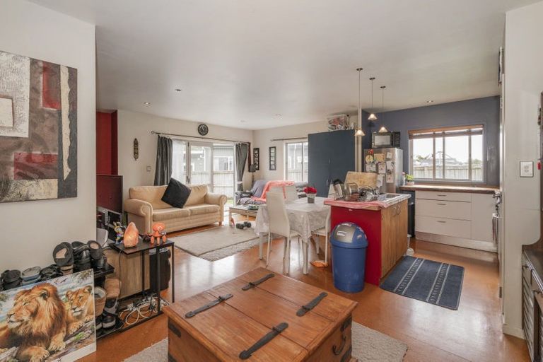 Photo of property in 32 Carina Way, Whitianga, 3510