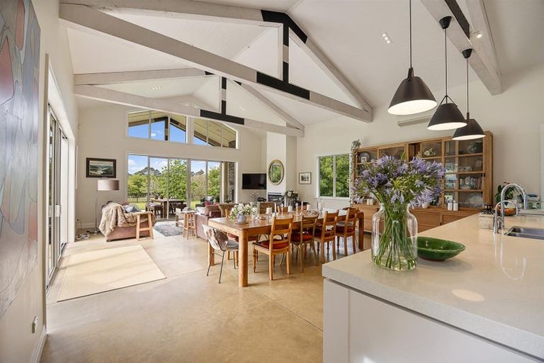 Photo of property in 5 Dysart Lane, Kumeu, 0891