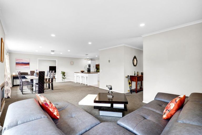 Photo of property in 16 Ryder Drive, Waiwhakaiho, New Plymouth, 4312