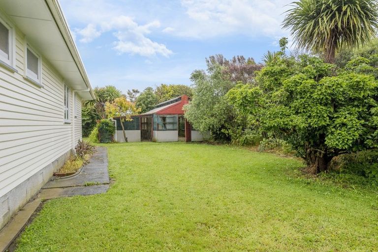 Photo of property in 11 Iti Street, Otaki, 5512