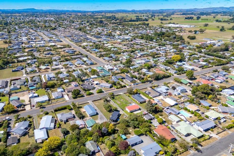 Photo of property in 26 Philip Street, Carterton, 5713